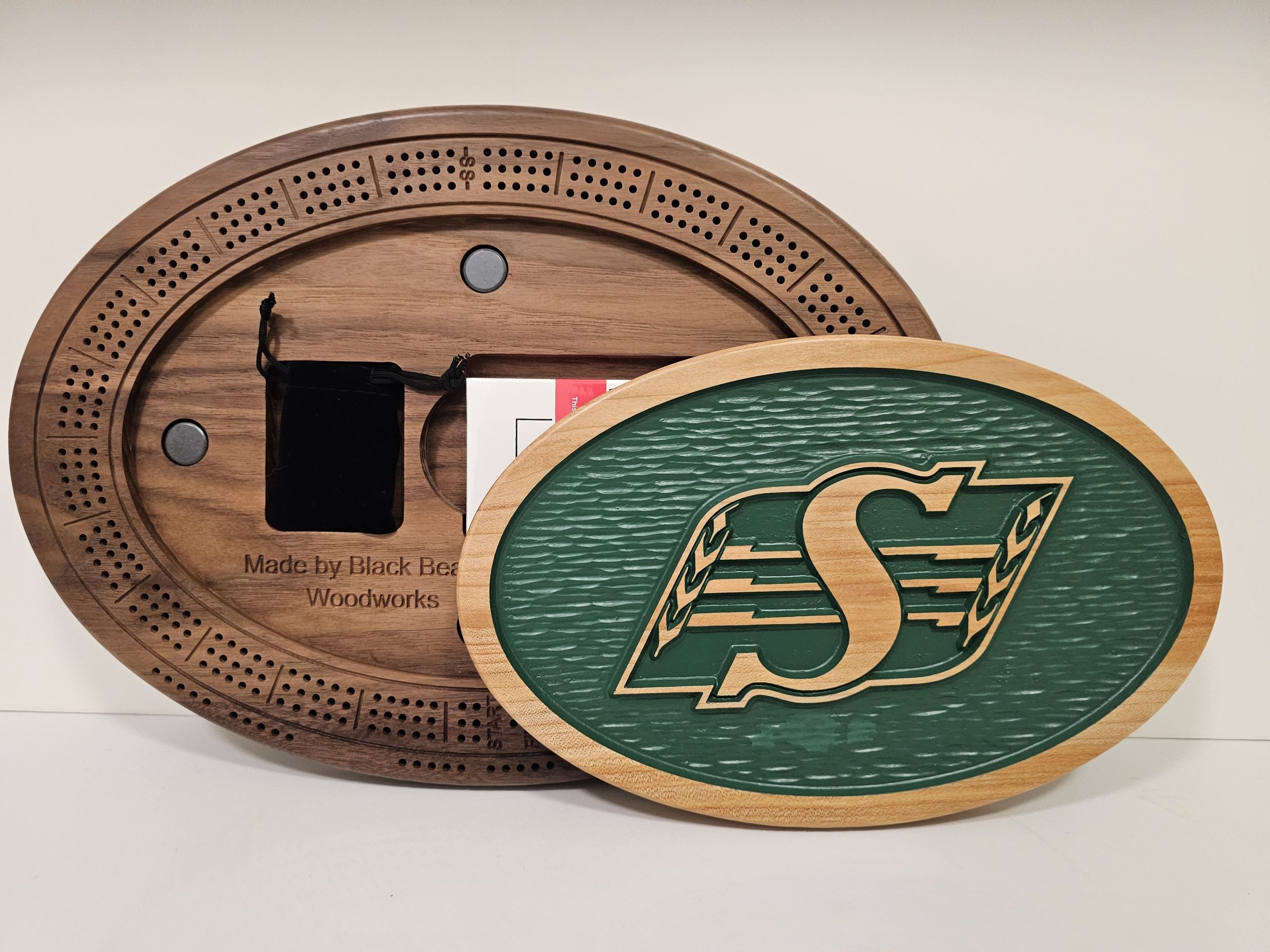 Why Cribbage Boards Make Great Cabin Essentials